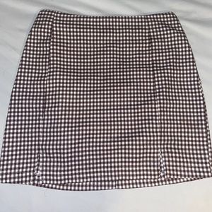 Cute mini skirt with slit